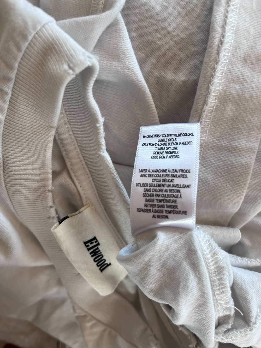 🤍 nwot | Elwood | plain white tee - Picture 4 of 4